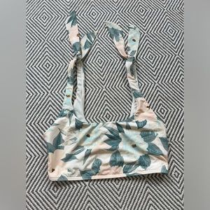 Billabong floral bikini top